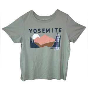 Zoe + Liv Yosemite Vintage Green California Tee Top Size XL